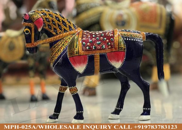 marble statues online,marble statues manufacturers, marble statues wholesale, marble idols near me, Corporate Gifts,horse,festive décor,statue manufacures