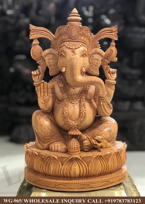 Wooden statues online,Wooden statues manufacturers, Wooden statues wholesale, Wooden idols near me, Corporate Gifts,eagle,festive décor,statue manufacures